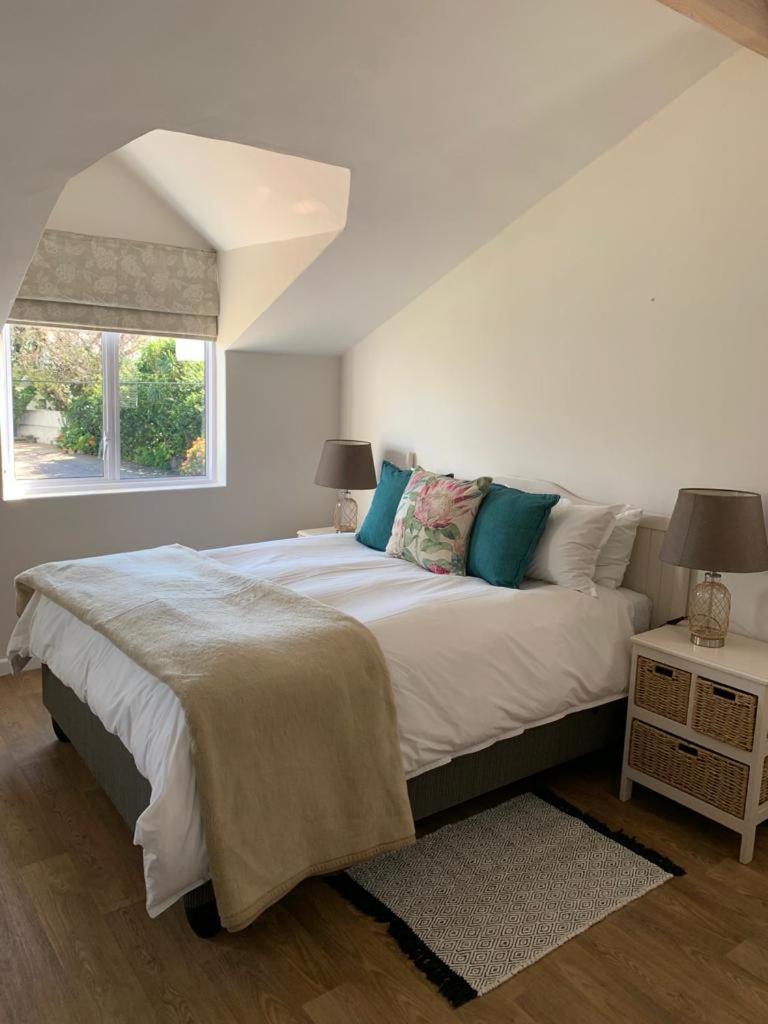 Anchor'S Rest Hotel Hermanus Bagian luar foto