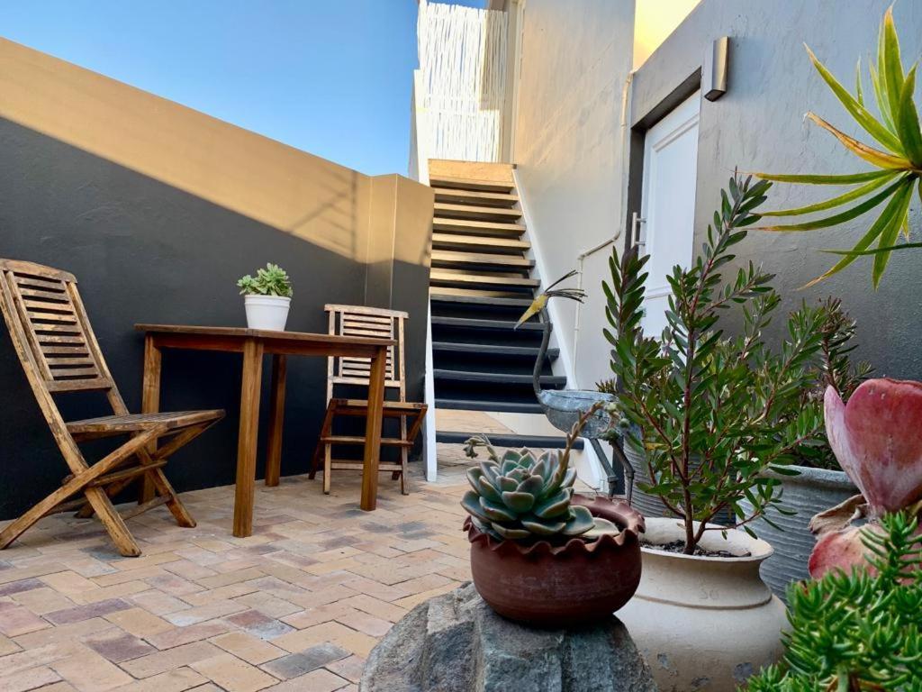 Anchor'S Rest Hotel Hermanus Bagian luar foto