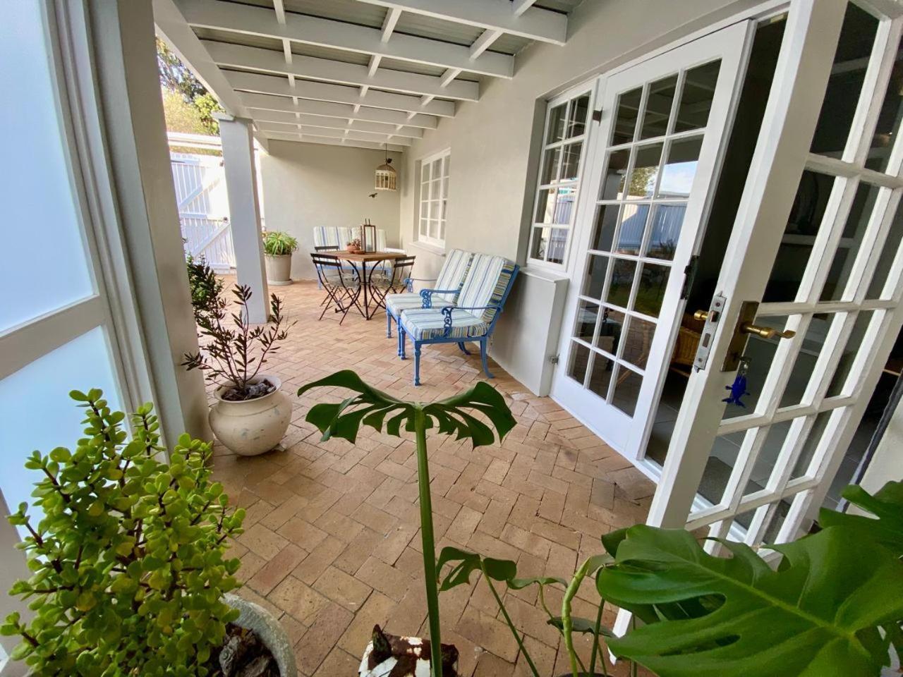 Anchor'S Rest Hotel Hermanus Bagian luar foto
