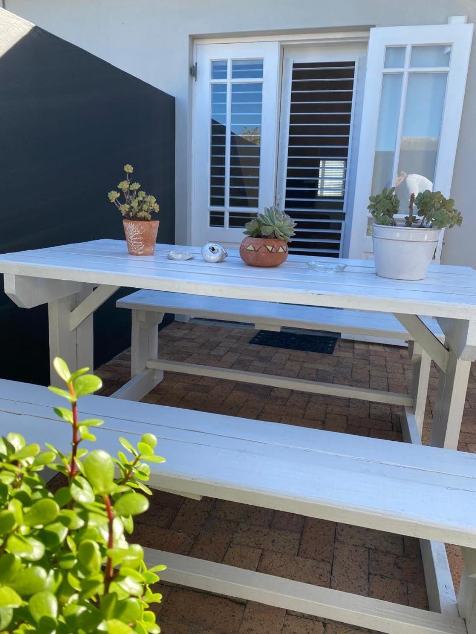 Anchor'S Rest Hotel Hermanus Bagian luar foto